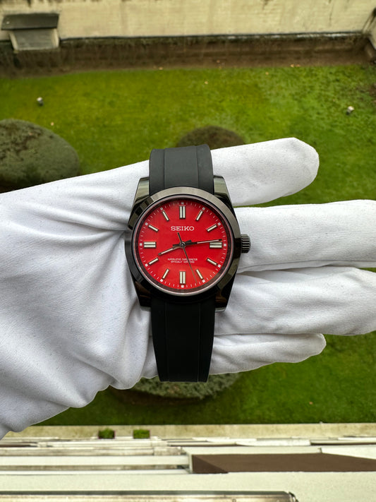CP Custom Seiko Black Oyster Red Dial